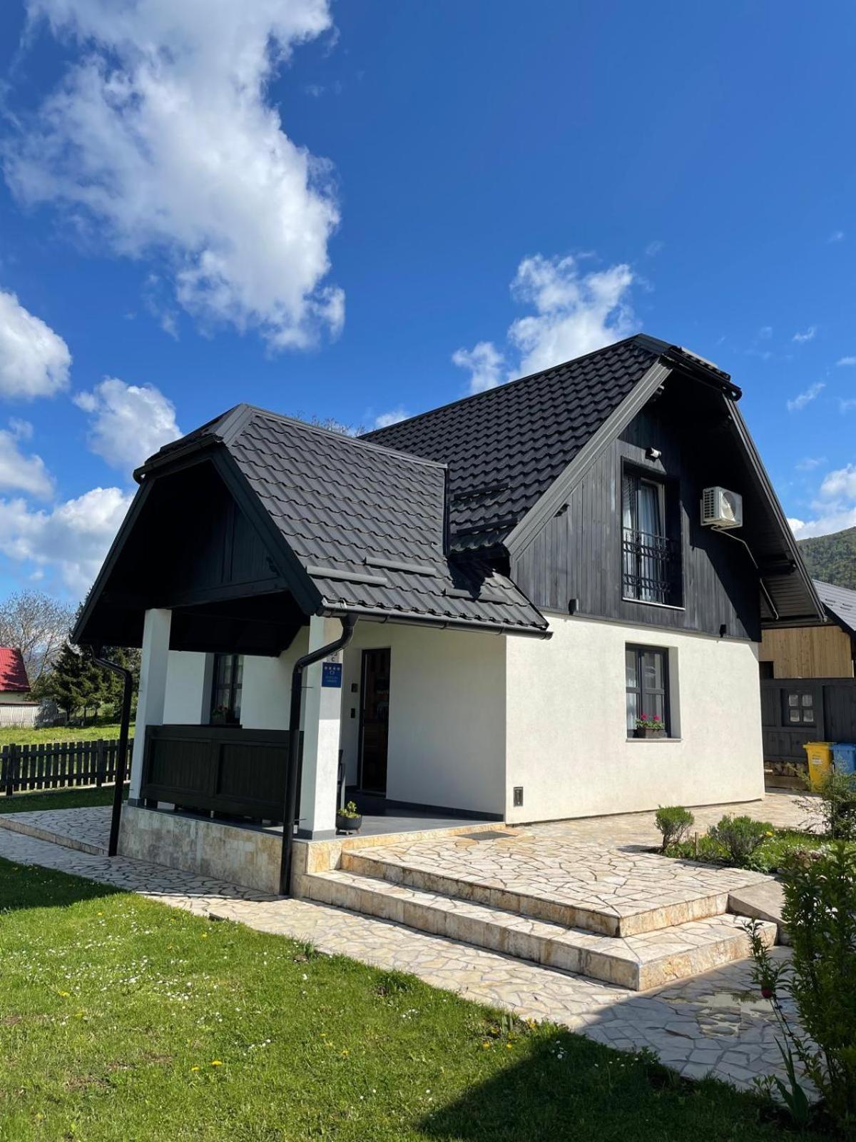 Villa Plitvice Apis Korenica Exterior foto