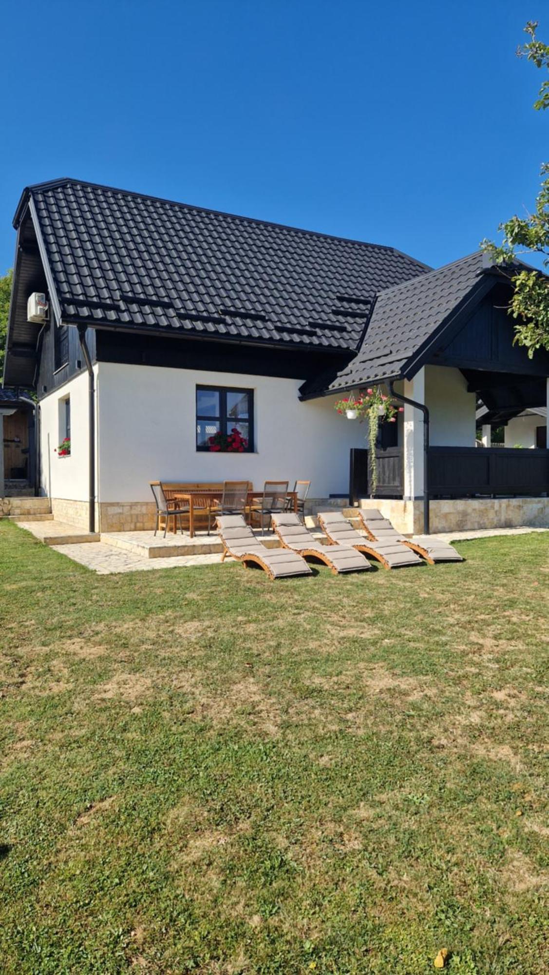 Villa Plitvice Apis Korenica Exterior foto